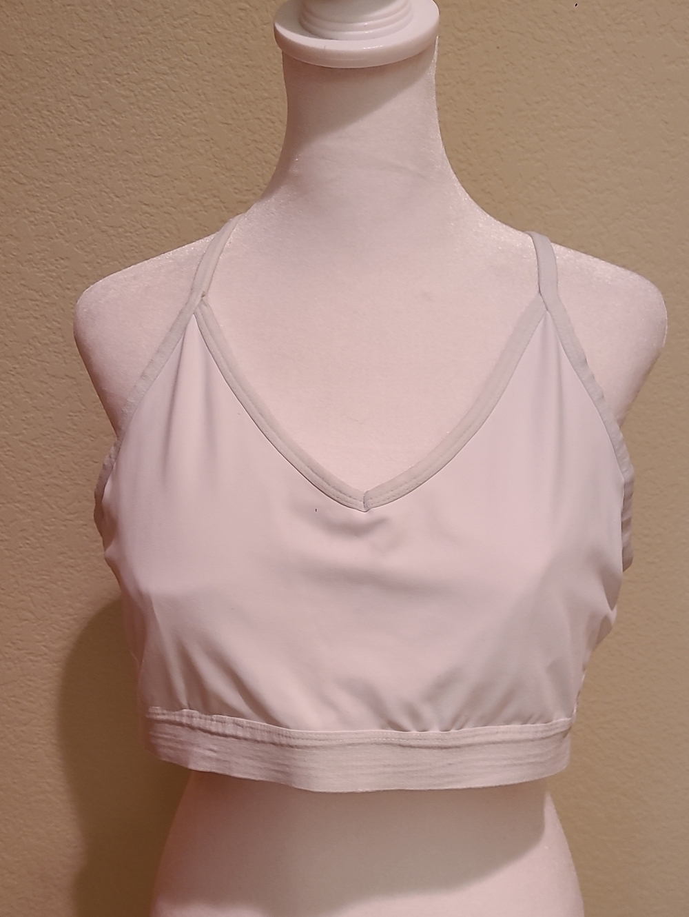 Everyday V-Neck White Bralette Size XXL (20)